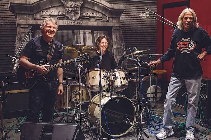 Triumph - Band performing live on stage